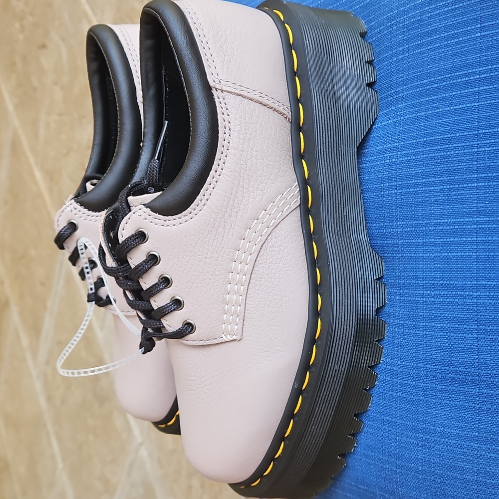 Sz W6, M5- Dr Martens 8053 Quad Platform PISA Leather Oxford Shoe- Vintage Taupe - Picture 8 of 9